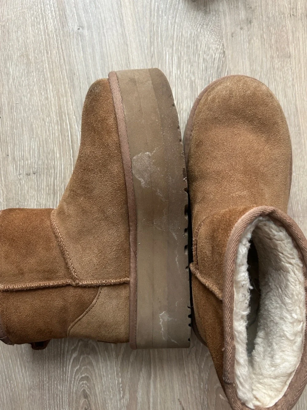 UGG Chestnut Suede Short Platform Boot